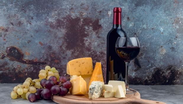 Queso y vino manchego