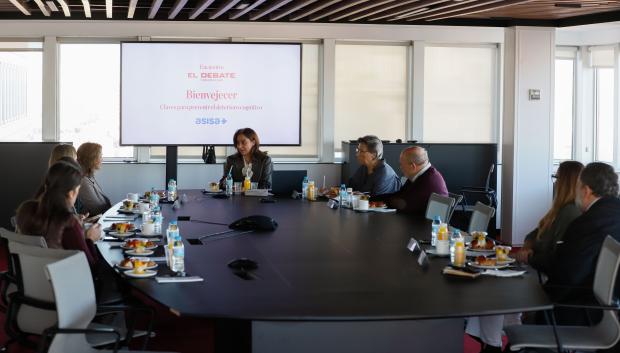 Mesa redonda sobre el