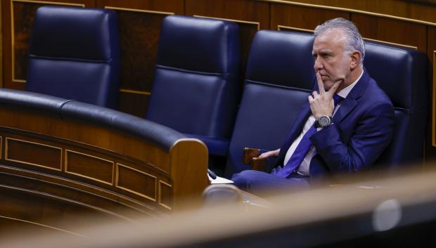 El ministro Ángel Víctor Torres, este jueves en su escaño