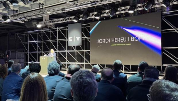 El ministro de Industria Jordi Hereu durante la inauguración