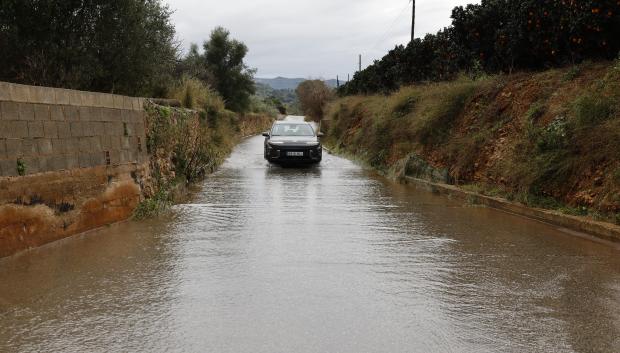 Imagen de inundaciones en la localidad valenciana de Barxeta tras las lluvias de este domingo 29 de diciembre.