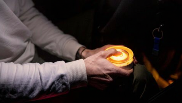 La baliza V16 es como una caja negra para nuestros coches