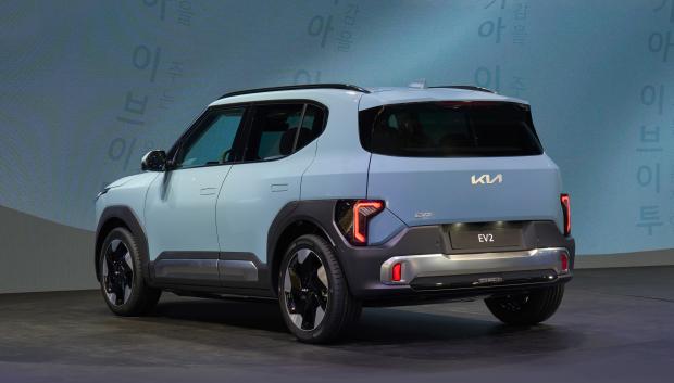 La parte trasera también cambia respecto el EV3