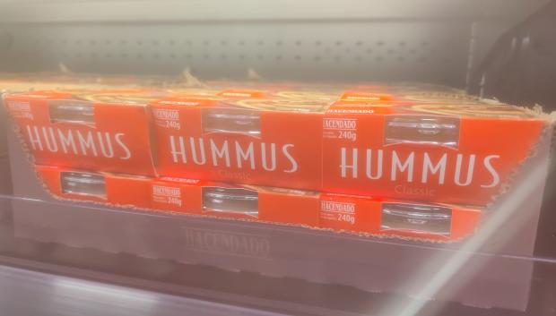Imagen de la venta de hummus en Mercadona.