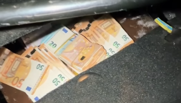 El contenido de uno de los vanos no deja lugar a dudas