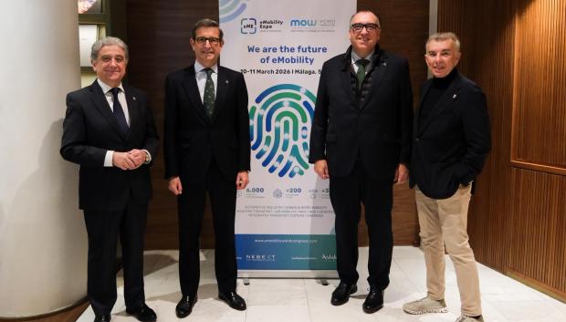 Presentación oficial de eMobility Expo World Congress - MOW 2026 en Sevilla: Enric Millo, secretario general de Acción Exterior; Jorge Paradela, consejero de Industtria; Arturo Bernal, consejero de Turismo; y Jaime Alguersuar
