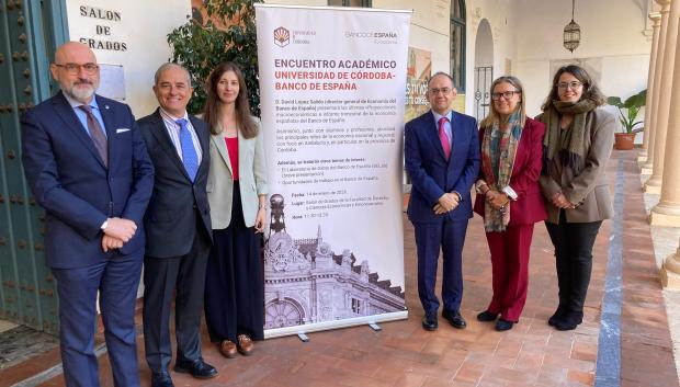 Acto en la Facultad de Derecho y Ciencia Empresariales de Córdoba