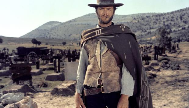 Clint Eastwood fumando