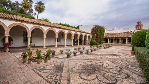 Patio del Palacio de Viana