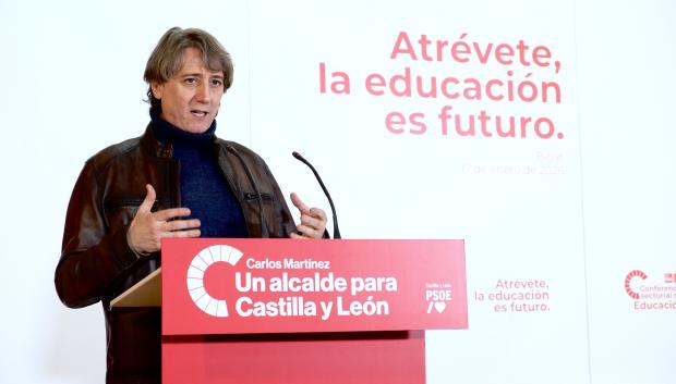 El secretario general del PSOE de Castilla y León, Carlos Martínez