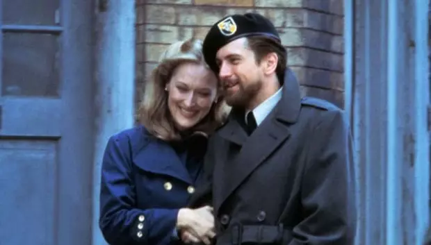 Robert DeNiro y Meryl Streep, en un fotograma de El cazador