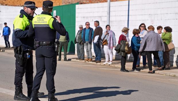Policías locales de Bujalance, de apoyo en Adamuz