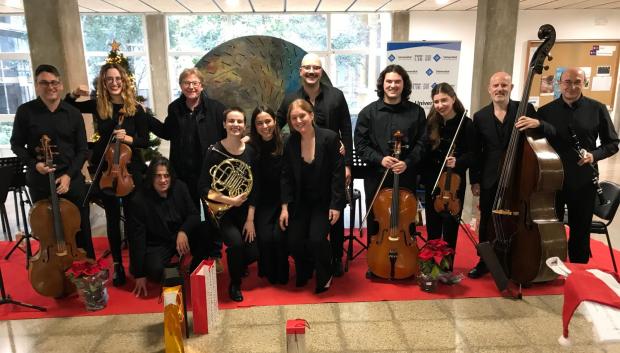 Todos los componentes de la orquesta