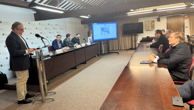 Un momento de la presentación del libro