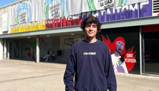 Hugo Escarpa, presidente de S'ha Acabat!, en la UAB