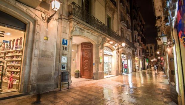 Entrada al Hotel Petit Palace Boqueria