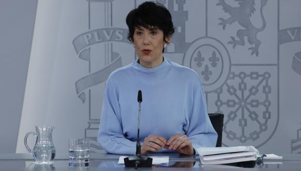 La portavoz del Gobierno, Elma Saiz, este martes en la Moncloa