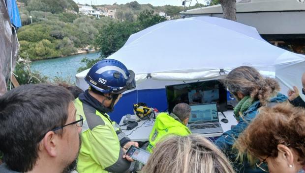 Servicios de emergencias desplegados en Es Castell

REMITIDA / HANDOUT por CAIB
Fotografía remitida a medios de comunicación exclusivamente para ilustrar la noticia a la que hace referencia la imagen, y citando la procedencia de la imagen en la firma
27/1/2026
