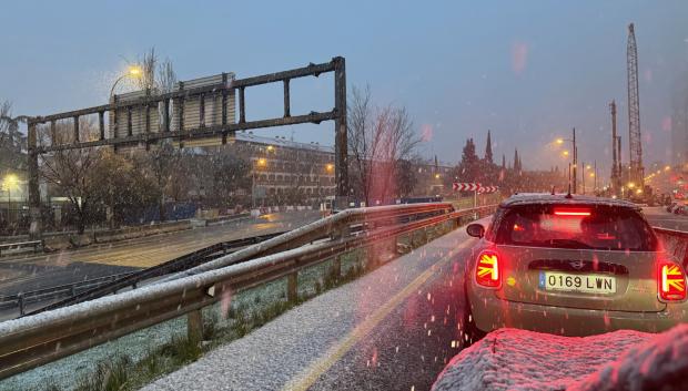 Acceso a la capital por la A-1 a primera hora de la mañana