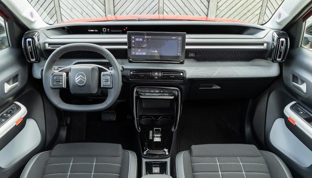 Interior del nuevo ë-C3, tan sencillo como funcional