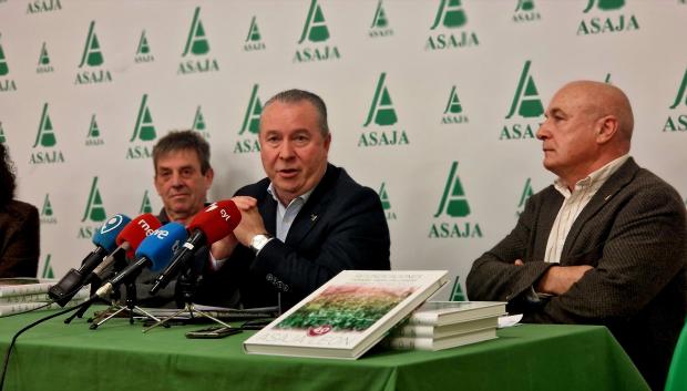 El presidente de Asaja Castilla y León, Donaciano Dujo