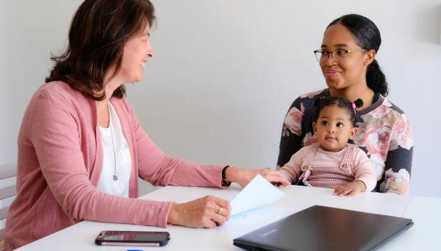 La Fundación Provida Cataluña ofrece apoyo en el embarazo y primeros años de vida  a madres en situación vulnerable