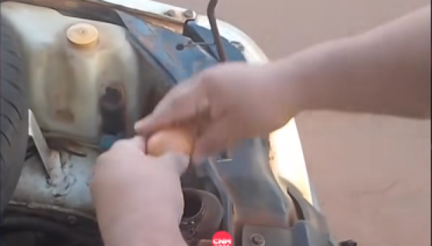 En internet hay bastantes vídeos que recomiendan esta solución