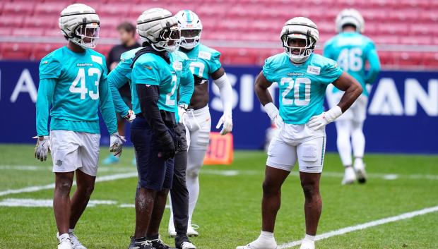 Los Miami Dolphins, en un entrenamiento en el Metropolitano