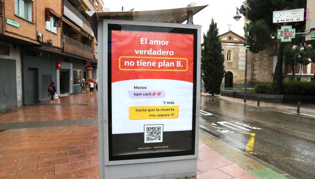 Una marquesina, con la campaña de San Valentín de la ACdP
