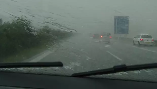 La intención es modificar la conducción con lluvia o nieve
