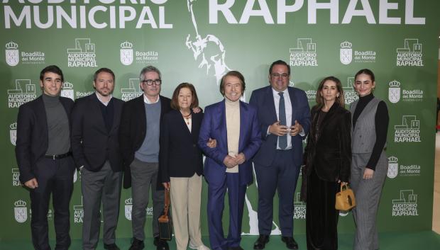 Raphael, Natalia Figueroa, Manuel Martos, Jacobo Martos  y Alejandra Martos Figueroa and Manuela Arenza Martos and Carlos Arenza Martos and Francisco Javier Úbeda Liébana in Boadilla del Monte, Madrid on Friday, 13 February 2026.