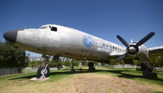Vista frontal del DC-7