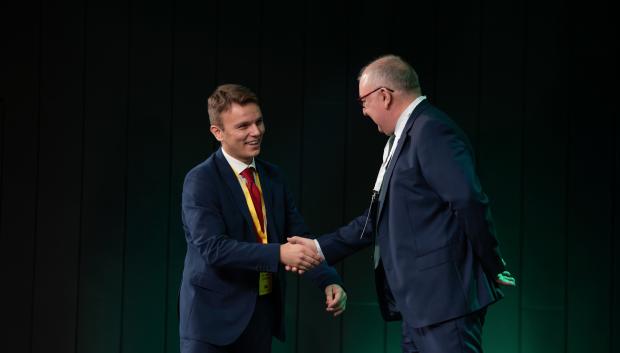 Reconocimiento opositores 2