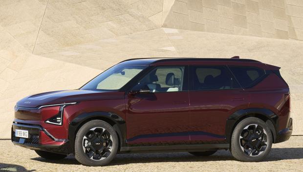 Proporciones de SUV convencional con espíritu familiar