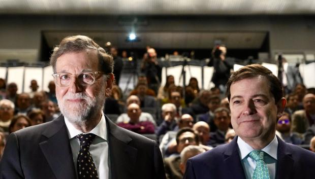 El candidato a la reelección a la Presidencia de la Junta de Castilla y León, Alfonso Fernández Mañueco particip en el encuentro con Mariano Rajoy 'El arte de gobernar'
