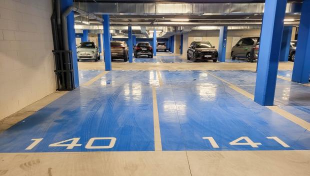 En casos como este convendría unir las dos plazas en una sola