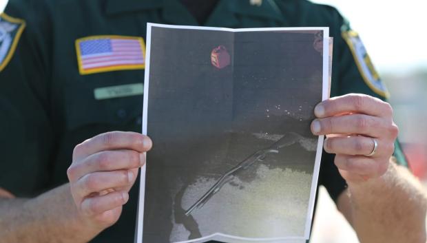 Arma que portaba el joven que irrumpió en la mansión de Mar-A-Lago, Florida