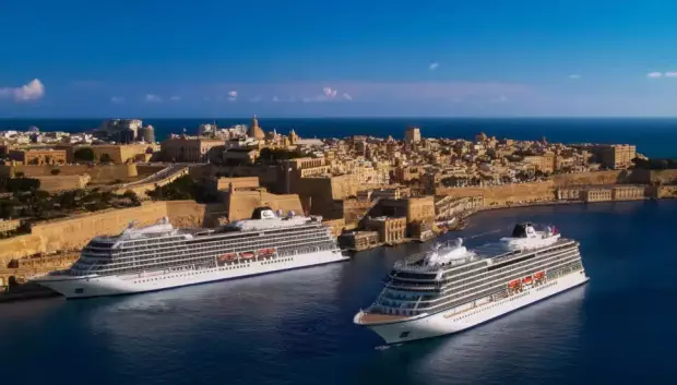 Barcos de Viking en La Valetta (Malta)