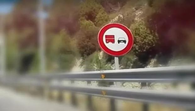 La señal R-306 ya existe en las carreteras