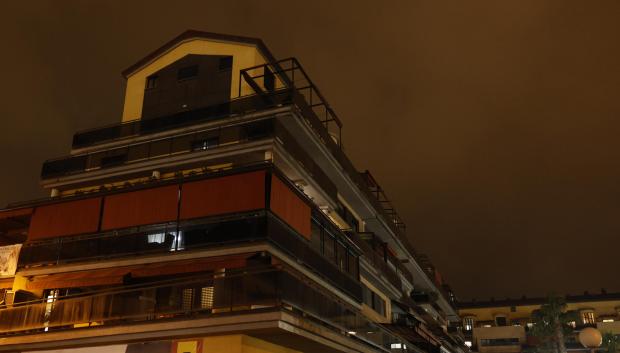 Imagen del residencial de la localidad valenciana de Alzira en el que murió Antonio Tejero este miércoles