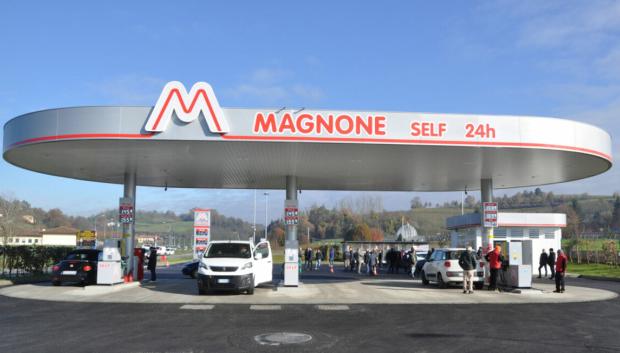 Francia e Italia ya controlan sus gasolineras