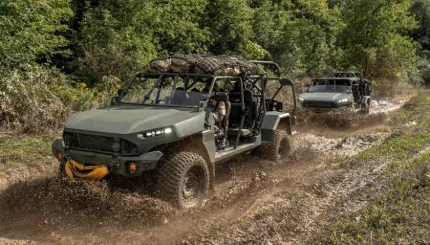 GM Defense Infantry Squad Vehicle, de la escuela Hummer