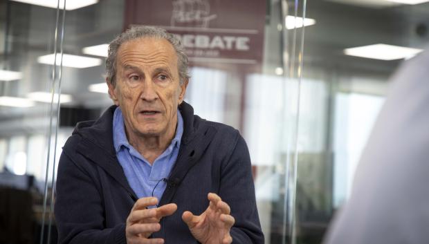 José Antonio Martín Otín en la redacción de El Debate