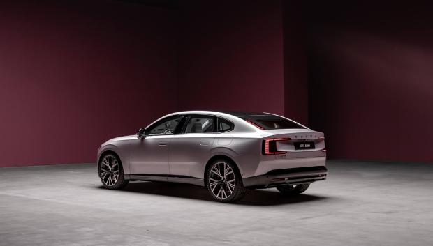 Tanto la trasera como el frontal son muy Volvo