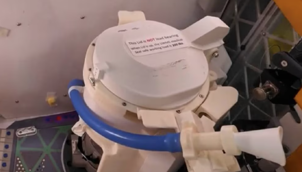 El inodoro que va a bordo de la nave Orión