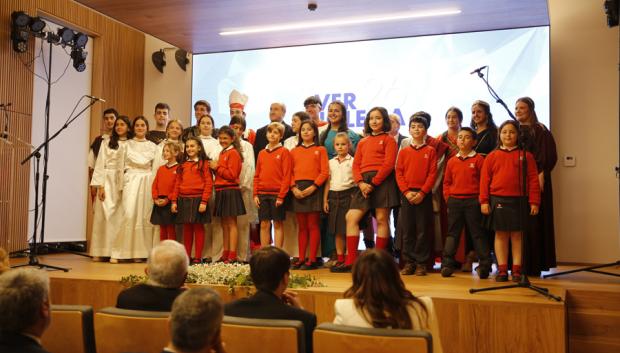 Alumnos del Colegio Salesianos de Córdoba, que han intervenido en Ver Iglesia 26