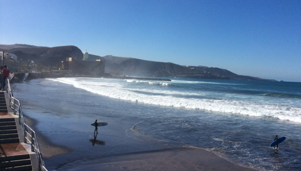 La parte de la playa conocida como La Cícer y el auditorio Alfredo Krauss