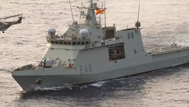 El BAM Furor en una misión de vigilancia. Foto: Estado Mayor de la Defensa