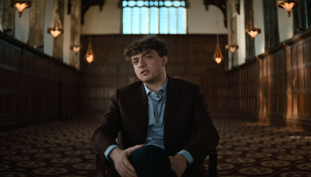 El ajedrecista Hans Niemann en el documental de Netflix