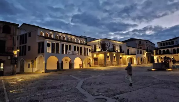 Plaza porticada de Garrovillas de Alconétar